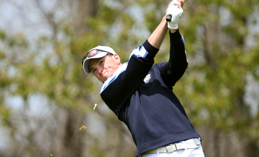 Keenan Hickton Earns UAA Golf Honor