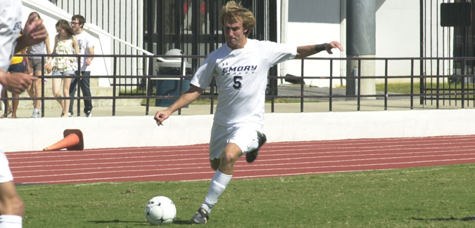 Natalino PK Lifts Emory to UAA-Opening Win over Chicago