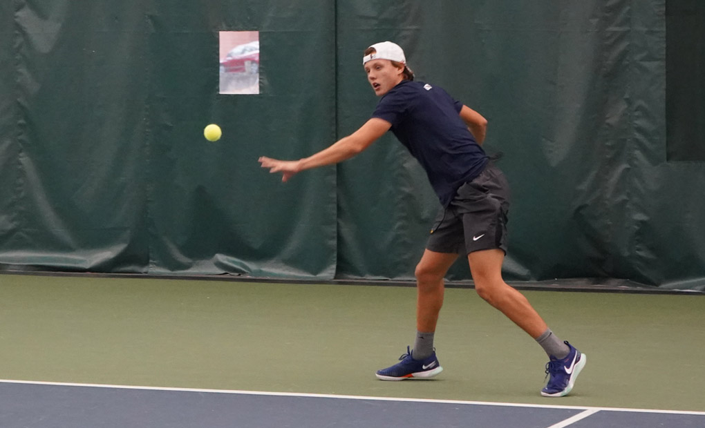 Men's Tennis Takes Down Tennessee Wesleyan, 5-4, in Home Opener
