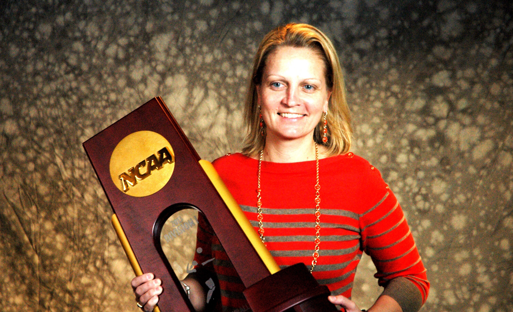 Emory Softball Alum Meg Aronowitz Recipient of NFCA's Melinda Fischer Award