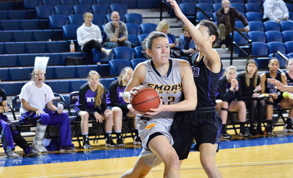 Women's Basketball Routs Virginia Wesleyan by 27 for First Win