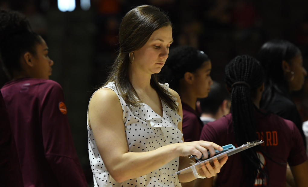 Women's Basketball Assistant Coach Sammi Goldsmith Steps Down