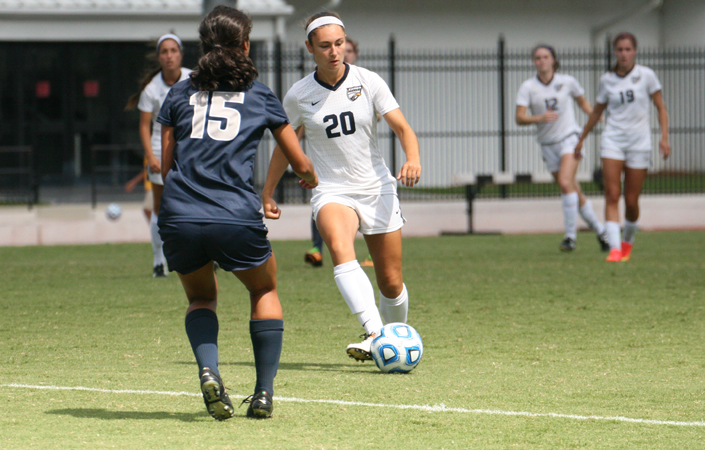 #5 Emory Keeps Undefeated Season Intact with 2-0 Win over Covenant