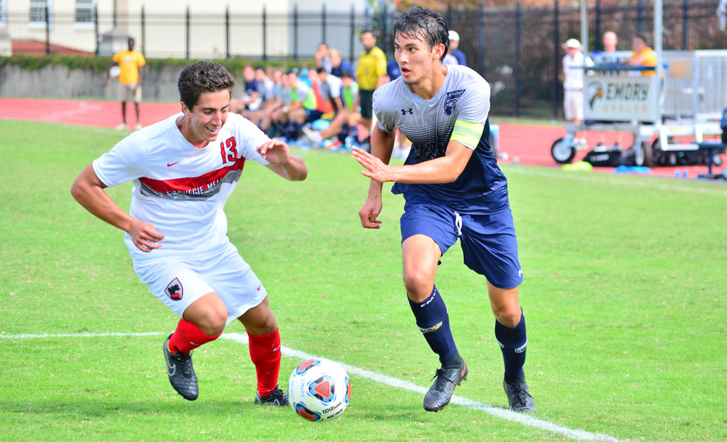 Emory Men's Soccer Continues Win Streak; Moves Into Sole Possession of First Place in UAA