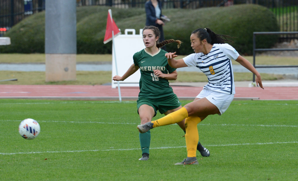 Women's Soccer Rolls to 7-0 Win over Piedmont in NCAA First Round