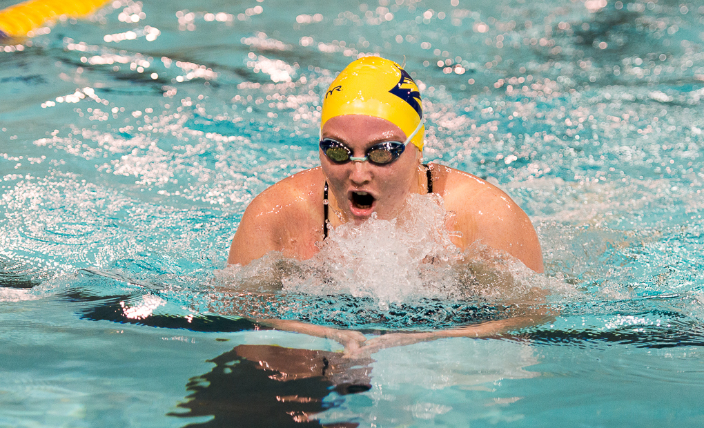 Women's Swimming & Diving Coasts to Dual Meet Win at Florida Southern