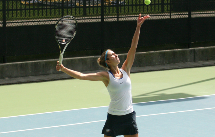 Women's Tennis Defeats CMS, 5-0, for Eighth Straight Win