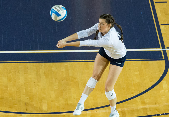 Emory Volleyball Falls To Chicago At UAA Round Robin 3