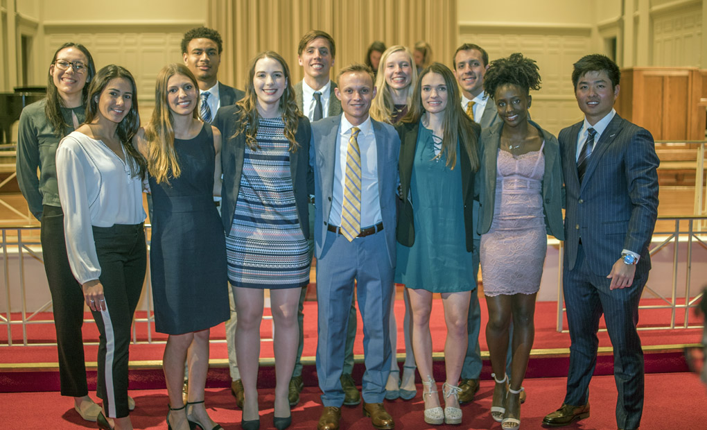 Twelve Student-Athletes Recognized As Emory 100 Senior Honorary