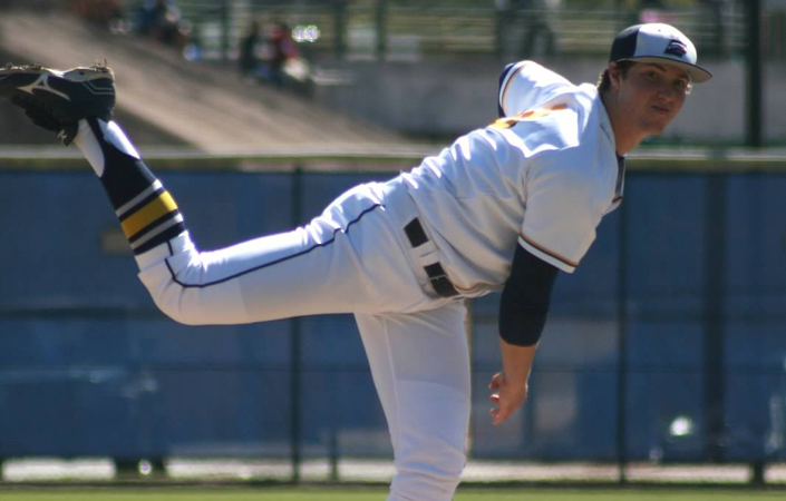 Emory Baseball Wins Third-Straight with 11-6 Victory over Berry