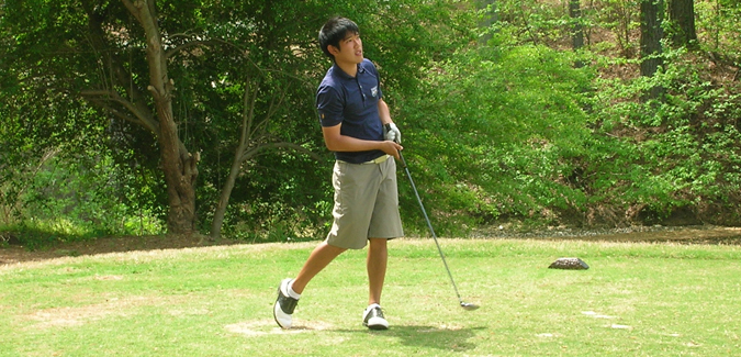 Emory's Johnathan Chen Named UAA Golfer of the Week