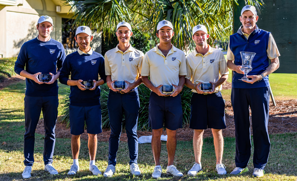 Emory Men's Golf Pull Off Come-From-Behind Victory at DIII Golfweek Invite