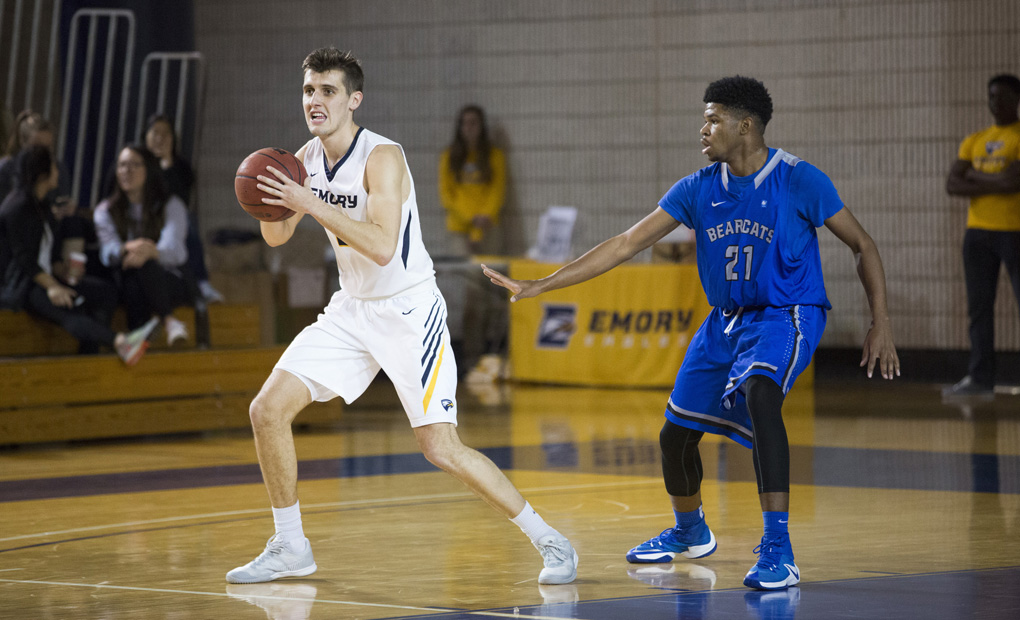 Emory's Adam Gigax Named UAA Men's Basketball Player Of The Week