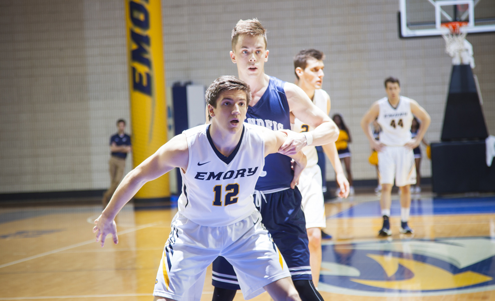 Emory Men's Basketball Concludes Four-Game Road Swing At Washington University & Chicago