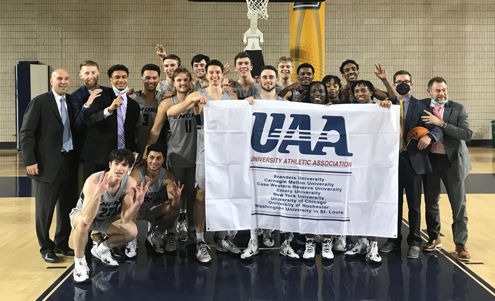 Men's Basketball Defeats CWRU in Comeback Thriller to Capture UAA Title