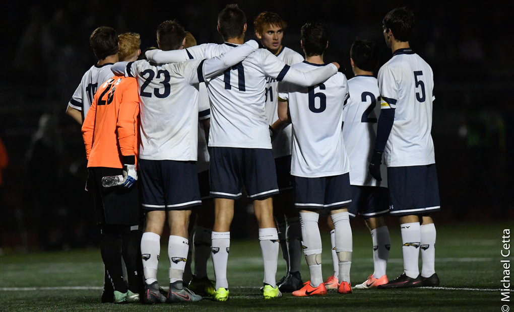 Valiant Effort by Men's Soccer Comes Up Short in NCAA Sectional Final; Falls to Chicago, 5-3, in PK's