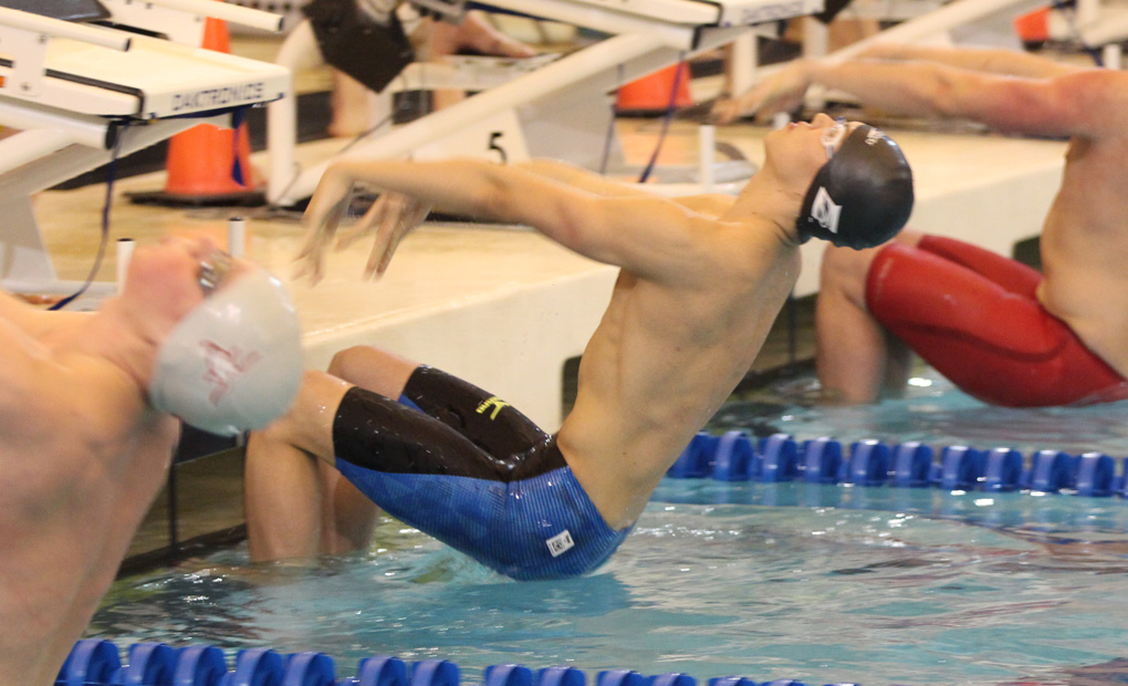 Emory Men's Swimming & Diving Win Home Invitational Behind Nine First Place Efforts