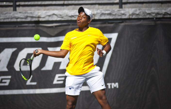 Emory Men's Tennis Upends No. 8 Carnegie Mellon In UAA Championships Semis
