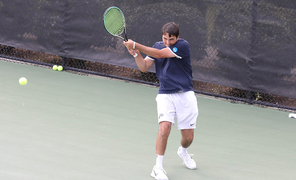 Cassone Wins Opening Two Singles Matches At NCAA D-III Championships