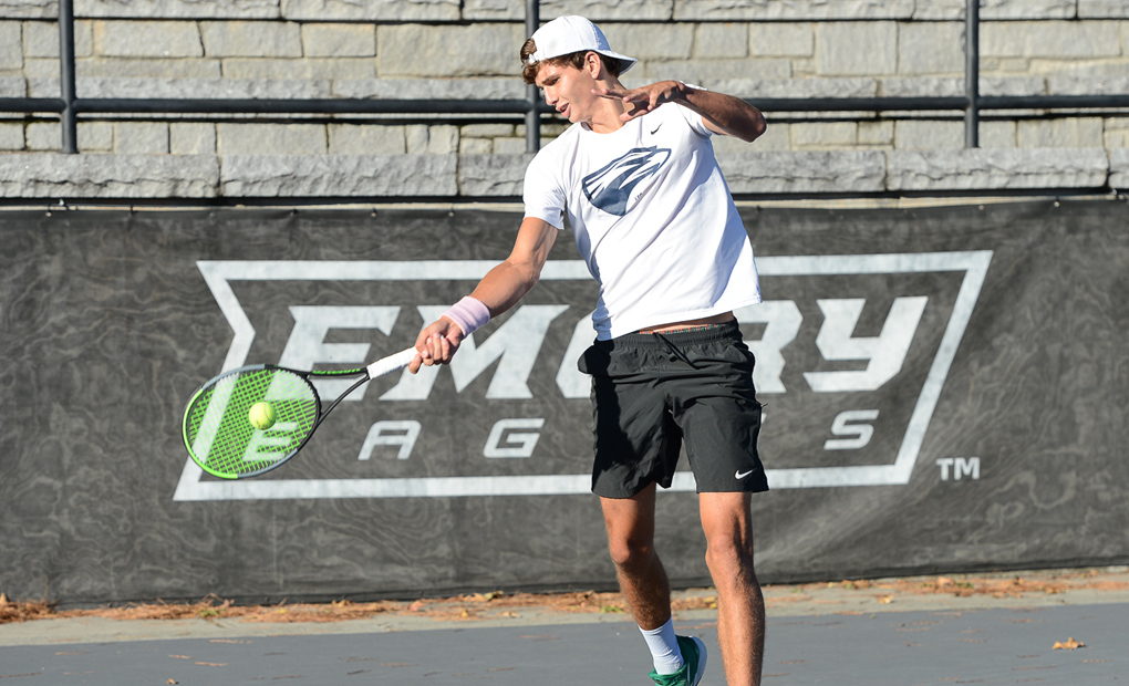 Men's Tennis Closes Out Stag-Hen Invitational with Win over Amherst