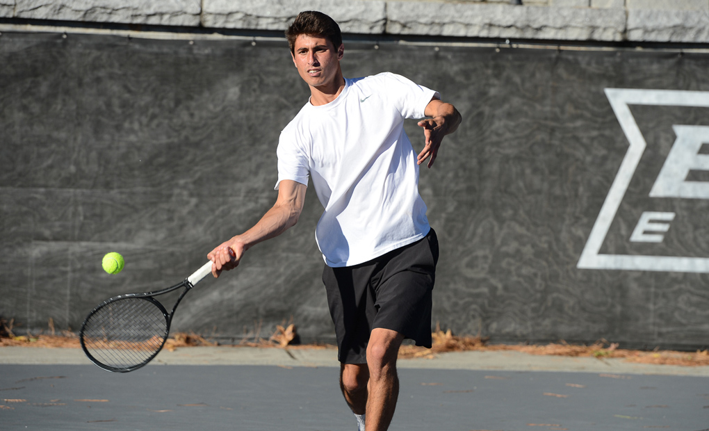Men's Tennis Downs Carnegie Mellon to Open UAA Championships