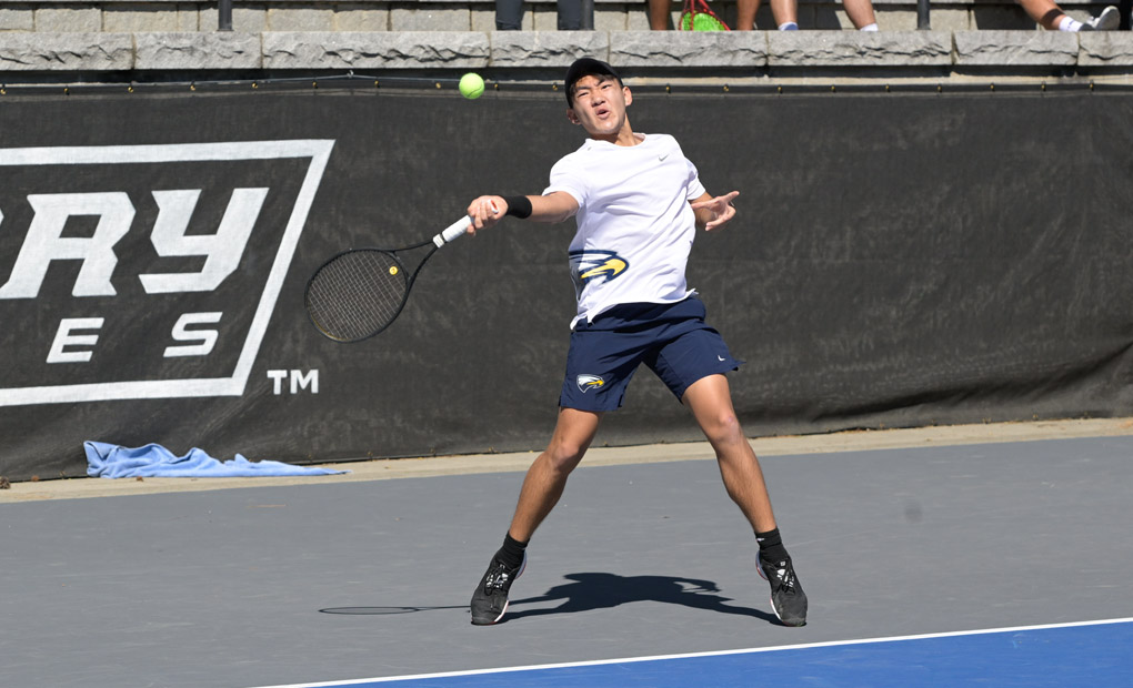Men's Tennis Posts Shutout over Our Lady of the Lake