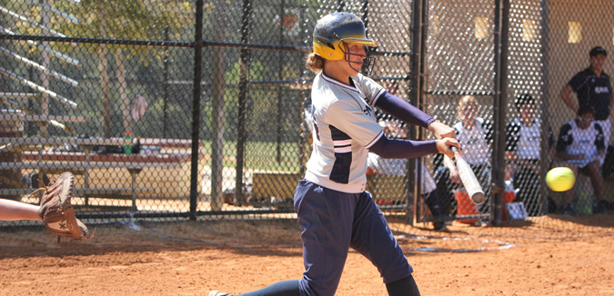 No. 2 Emory Softball Sweeps Doubleheader At Maryville