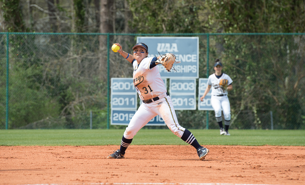 Emory Softball Sweeps Doubleheader vs. Brandeis - Moves Into First Place In UAA Standings