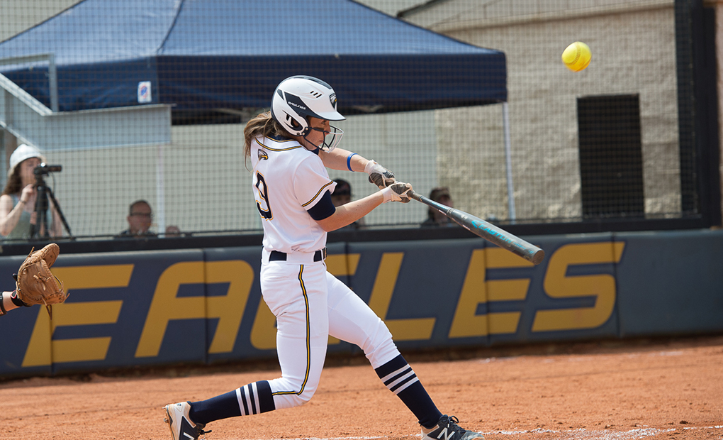 Emory Softball Topped By Lynchburg In NCAA Super Regional Opener