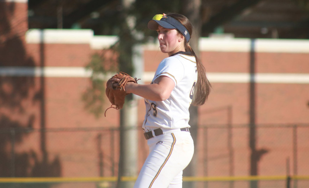 Softball Blanks Central in NFCA Leadoff Classic Finale