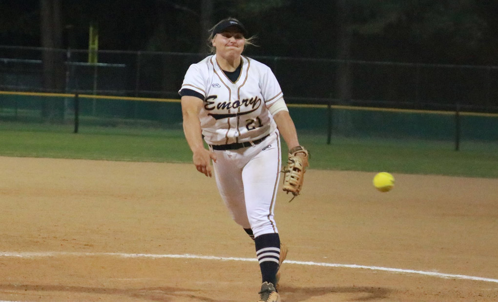Softball Earns Win Over MIT on Day Two of NFCA Classic