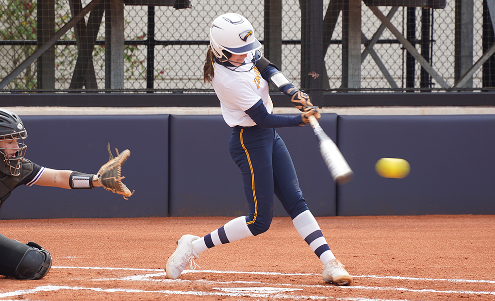 Softball Finishes Conference Play; Falls to WashU Sunday Afternoon