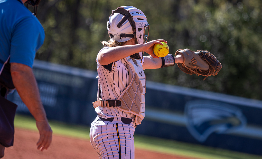 Softball Falls to #6 Case Western Reserve in Series Finale