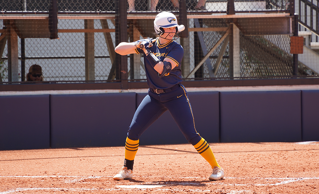Softball Falls to #6 Ranked Case Western Reserve in Series Opener