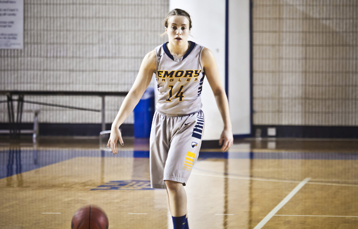 Emory Women's Basketball Tops No. 20 Maryville