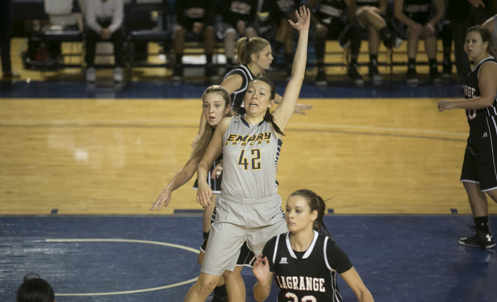 Emory Women's Basketball Drops Road Decision At No. 13 Carnegie Mellon