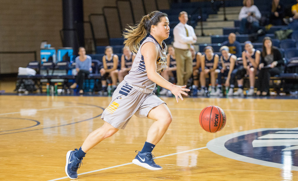 Emory Women's Basketball Battles Chicago & Wash U In UAA Road Action