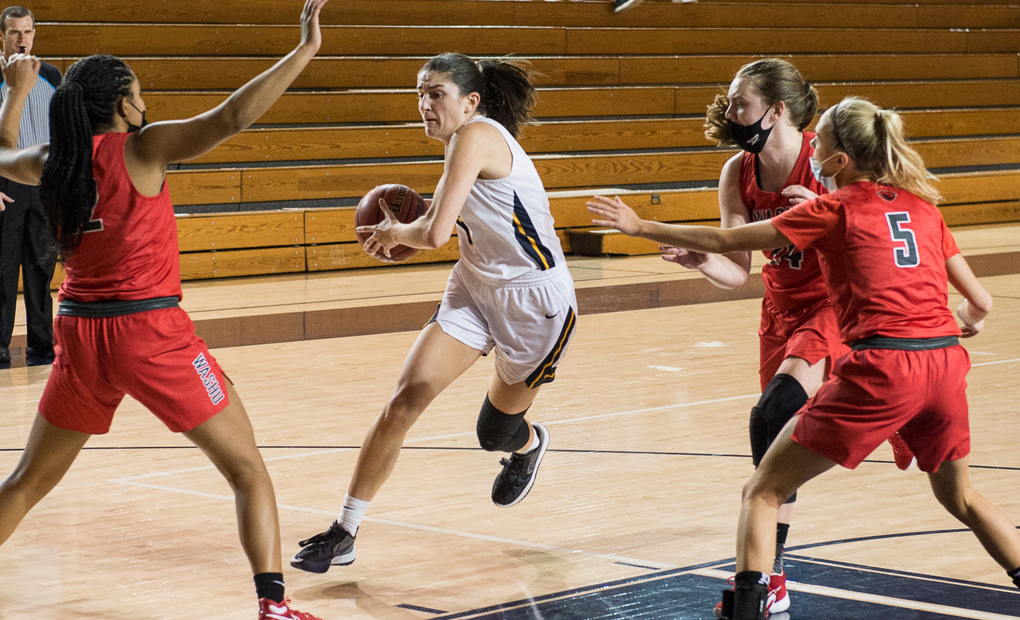 Women's Basketball Wins Fourth in a Row; Downs Carnegie Mellon 73-60