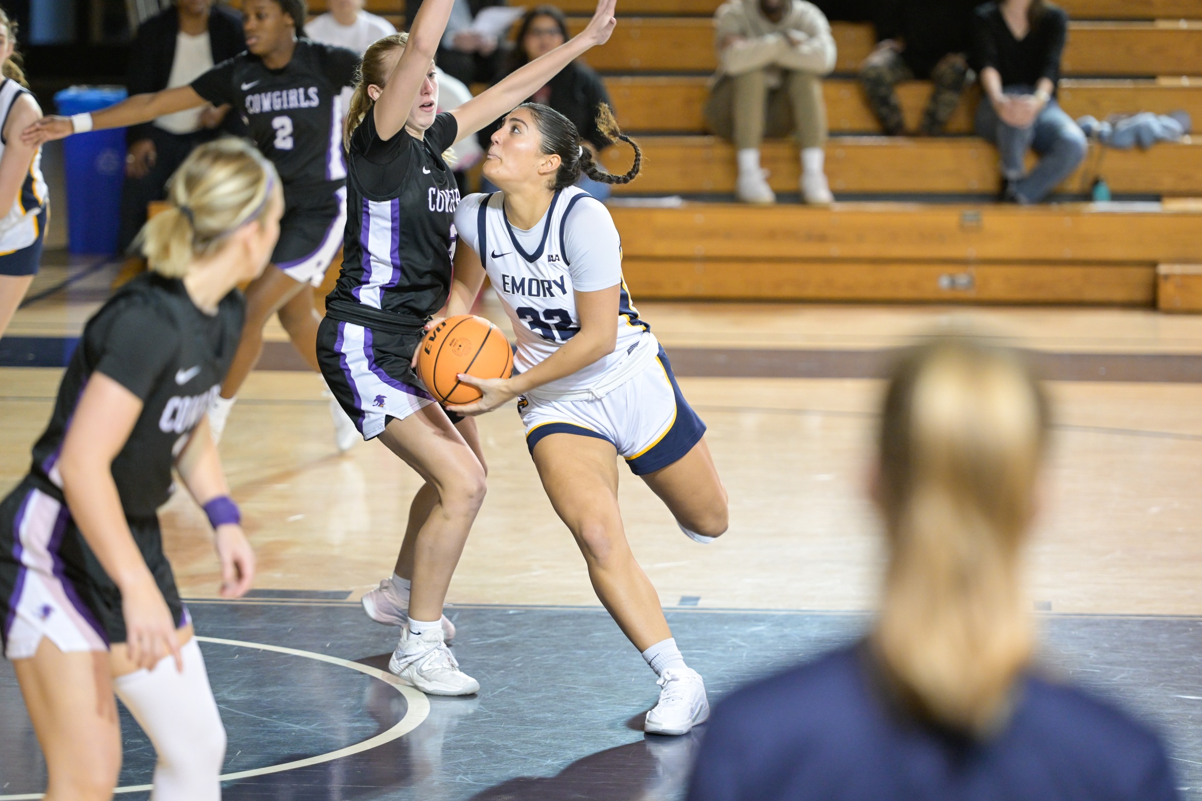 Women’s Basketball Completes Comeback Win over Case Western Reserve, 61-55