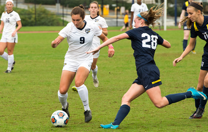 #25 Emory Women's Soccer Upset by Roanoke College, 1-0