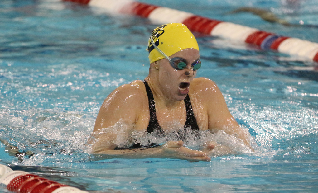 Women's Swimming & Diving Wins Home Invitational Behind Four More Event Wins