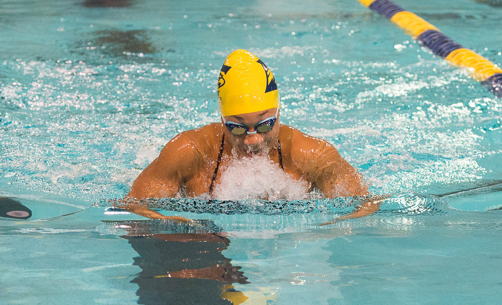Emory Swimmers Compete at Midwest Invitational