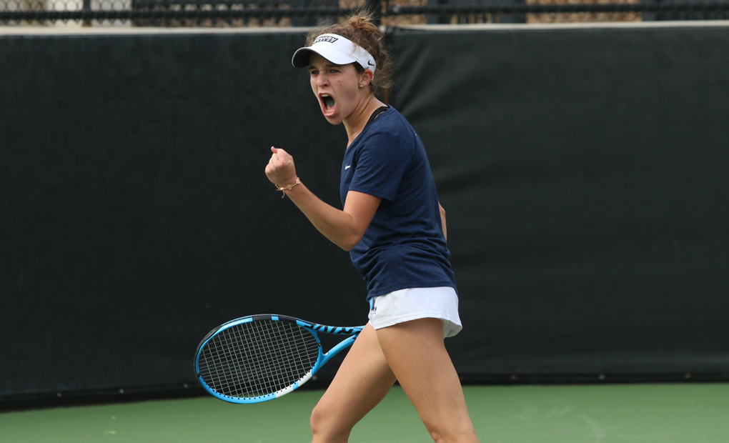 Women's Tennis Downs Chicago, 5-1, to Advance to 10th Straight NCAA Semifinals