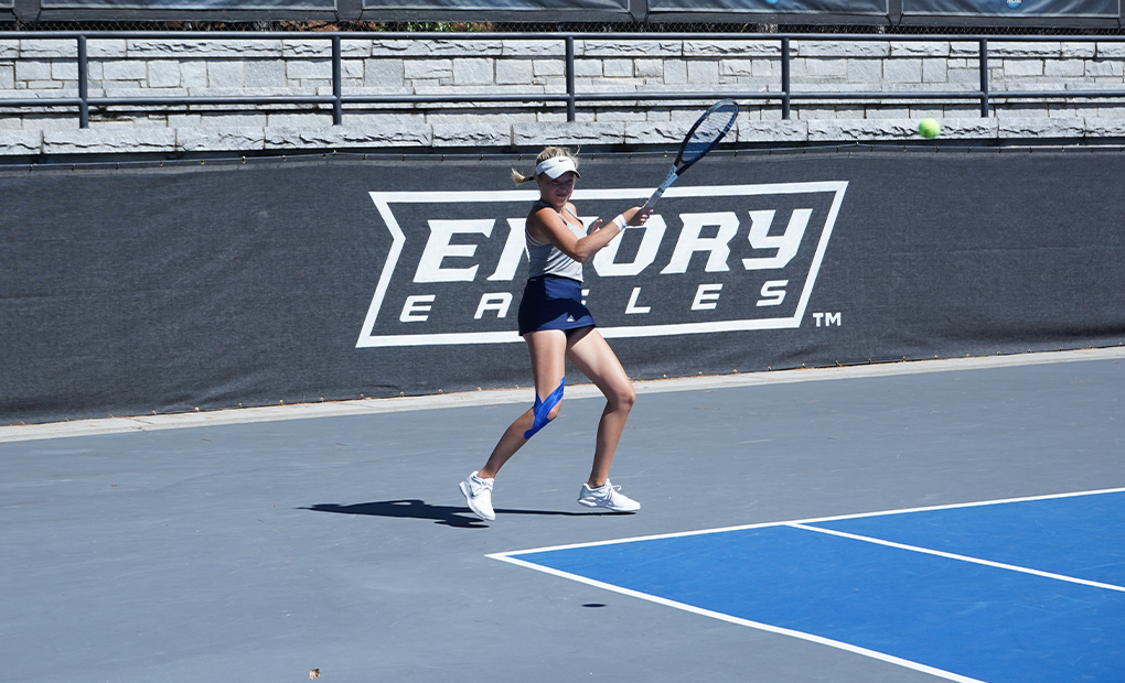 Women’s Tennis Takes Loss in First Match of Spring
