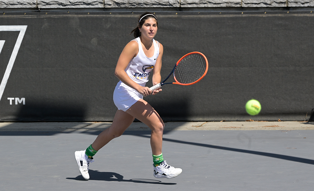 Women’s Tennis Falls to Chicago, 5-4, in UAA Championship Match
