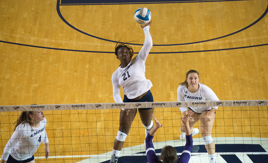 Emory Volleyball Wins Twice At Its Invitational