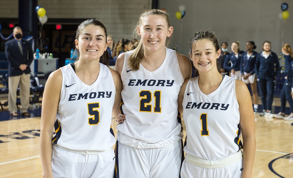 Rochester Spoils Emory Women's Basketball Senior Day